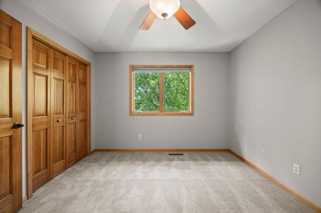 18462 Gladstone Boulevard N, Maple Grove, MN 55311