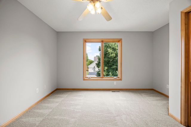 18462 Gladstone Boulevard N, Maple Grove, MN 55311