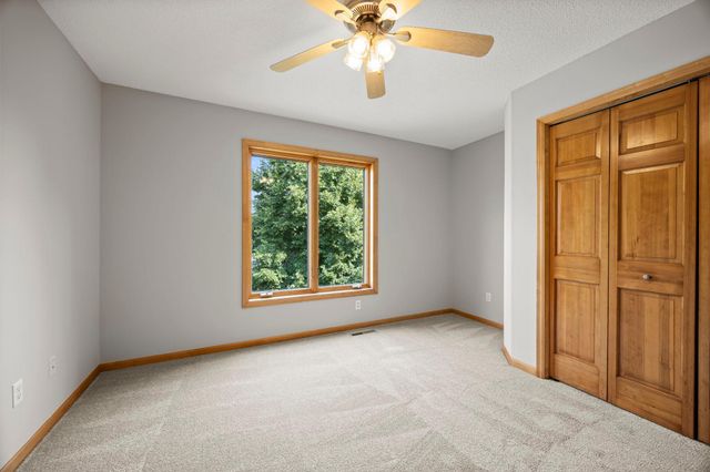18462 Gladstone Boulevard N, Maple Grove, MN 55311