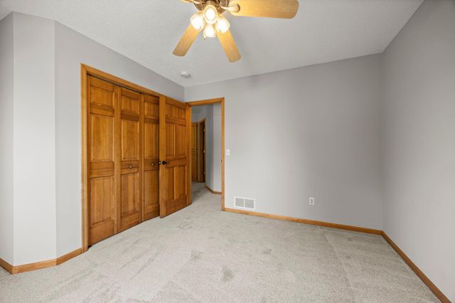 18462 Gladstone Boulevard N, Maple Grove, MN 55311
