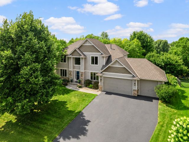 18462 Gladstone Boulevard N, Maple Grove, MN 55311