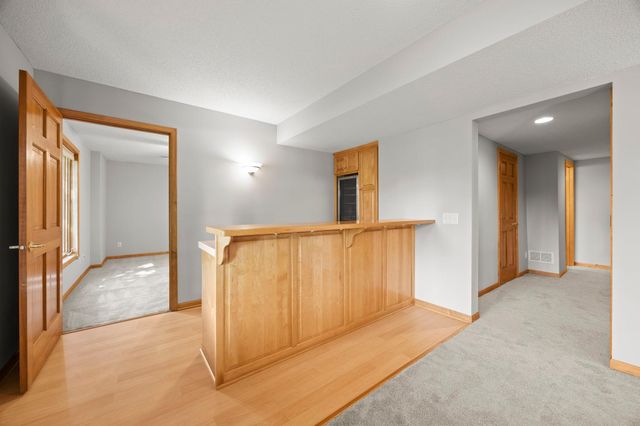 18462 Gladstone Boulevard N, Maple Grove, MN 55311