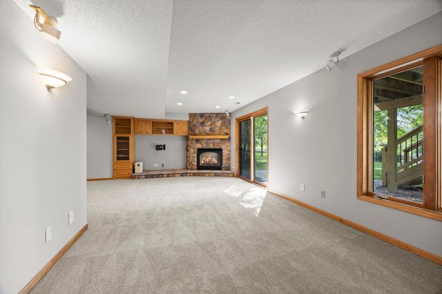18462 Gladstone Boulevard N, Maple Grove, MN 55311