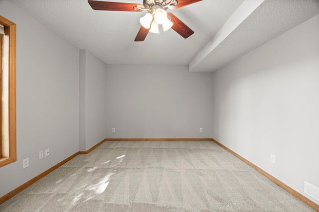 18462 Gladstone Boulevard N, Maple Grove, MN 55311