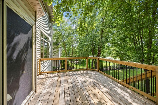 18462 Gladstone Boulevard N, Maple Grove, MN 55311