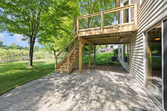 18462 Gladstone Boulevard N, Maple Grove, MN 55311
