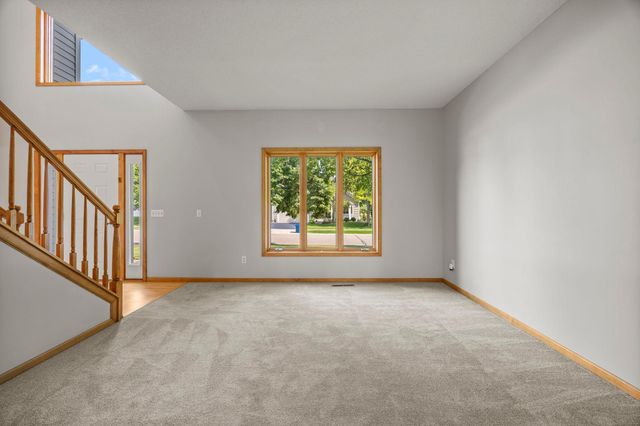 18462 Gladstone Boulevard N, Maple Grove, MN 55311