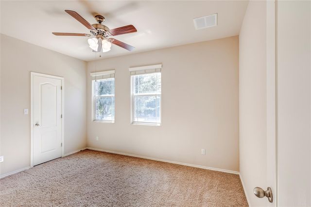 1604 Greenside DR, Round Rock, TX 78665