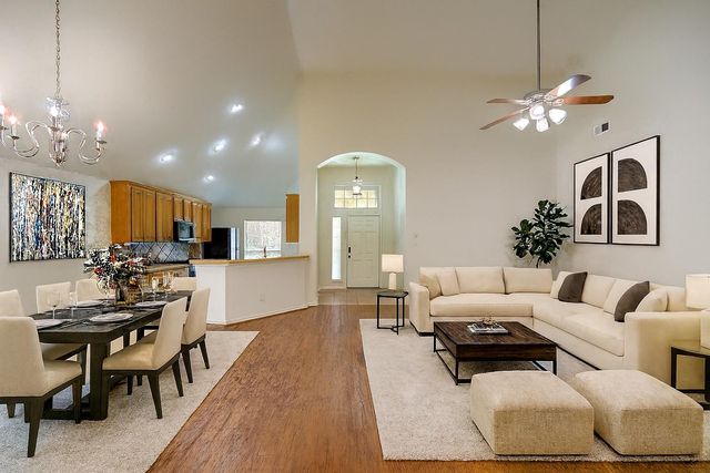 19915 Shore Meadows Lane, Richmond, TX 77407