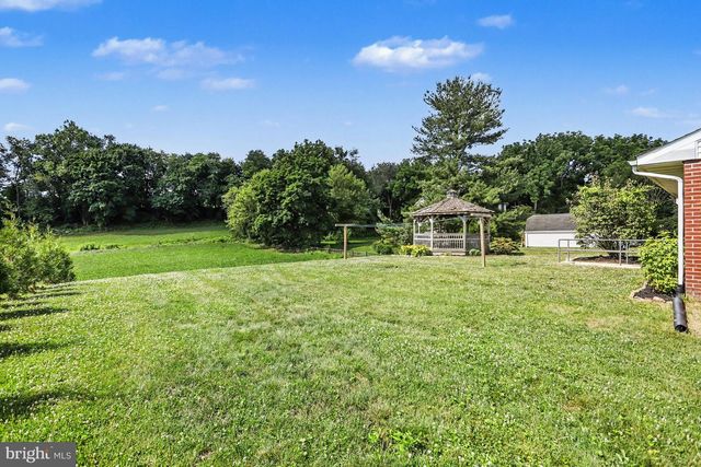 273 W PENN GRANT RD, Willow Street, PA 17584