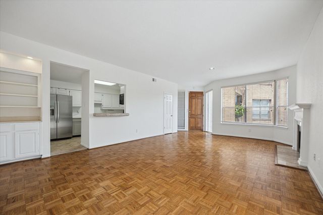 5220 Weslayan Street 210, Houston, TX 77005