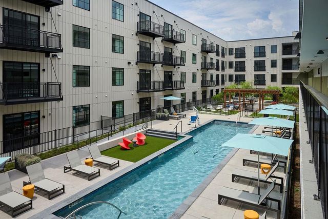 4315 S Congress Ave 424, Austin, TX 78745