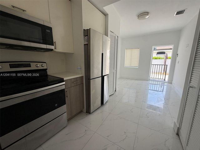 111 SW 11 Ave 5, Miami, FL 33130