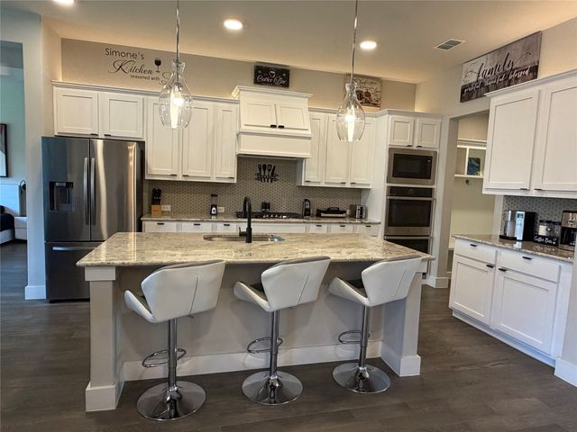 862 Mildren Lane, Fate, TX 75087