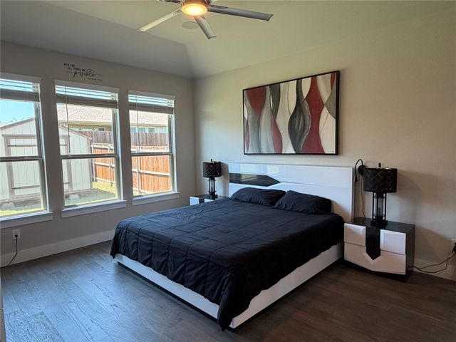 862 Mildren Lane, Fate, TX 75087