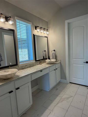 862 Mildren Lane, Fate, TX 75087