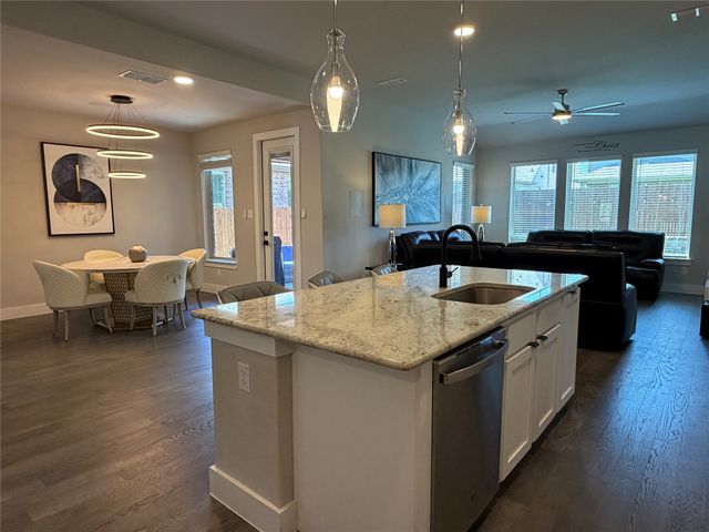 862 Mildren Lane, Fate, TX 75087