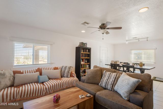 7245 S COLE Lane, Hereford, AZ 85615