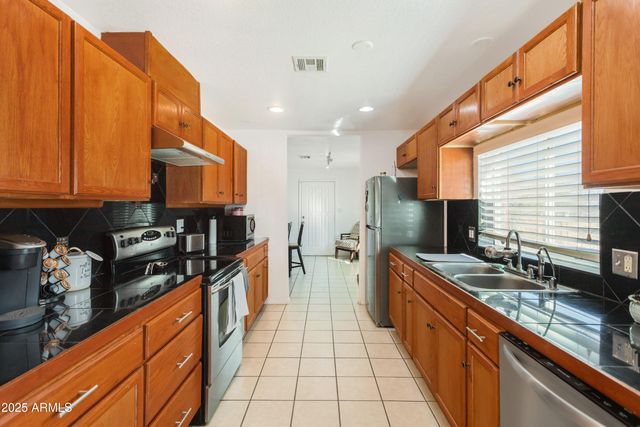 7245 S COLE Lane, Hereford, AZ 85615