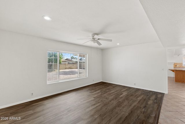 4503 W BRYCE Lane, Glendale, AZ 85301