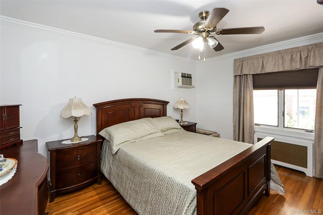 251 McKinley Parkway, Mineola, NY 11501