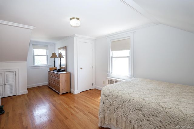 251 McKinley Parkway, Mineola, NY 11501