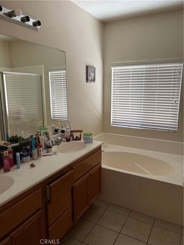 14557 Adobe, Victorville, CA 92394