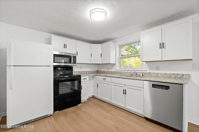 518 Washburn Ave, Louisville, KY 40222