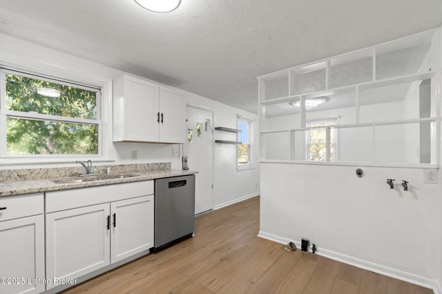 518 Washburn Ave, Louisville, KY 40222