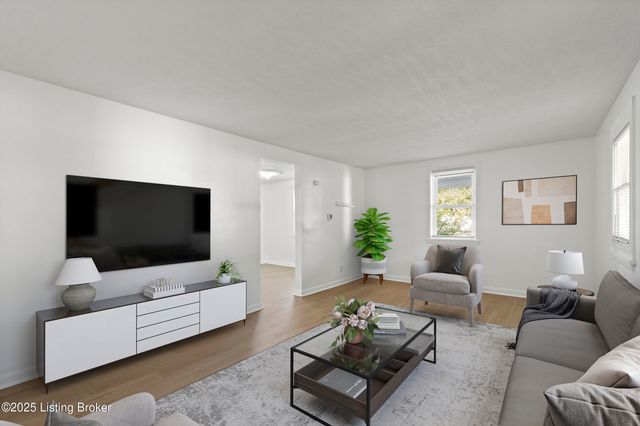 518 Washburn Ave, Louisville, KY 40222