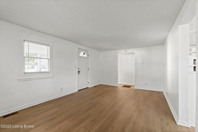 518 Washburn Ave, Louisville, KY 40222