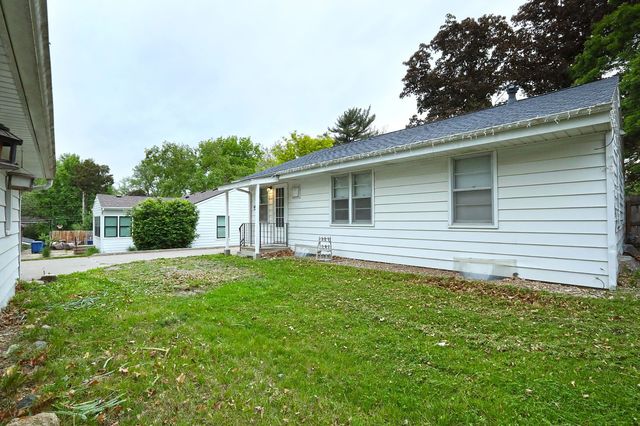 2615 30th Street, Des Moines, IA 50310