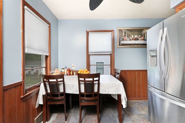 2615 30th Street, Des Moines, IA 50310