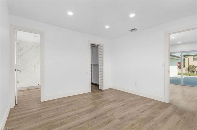 6043 Birnam Wood LN, Fort Myers, FL 33908