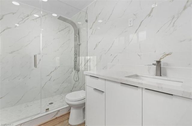 6043 Birnam Wood LN, Fort Myers, FL 33908