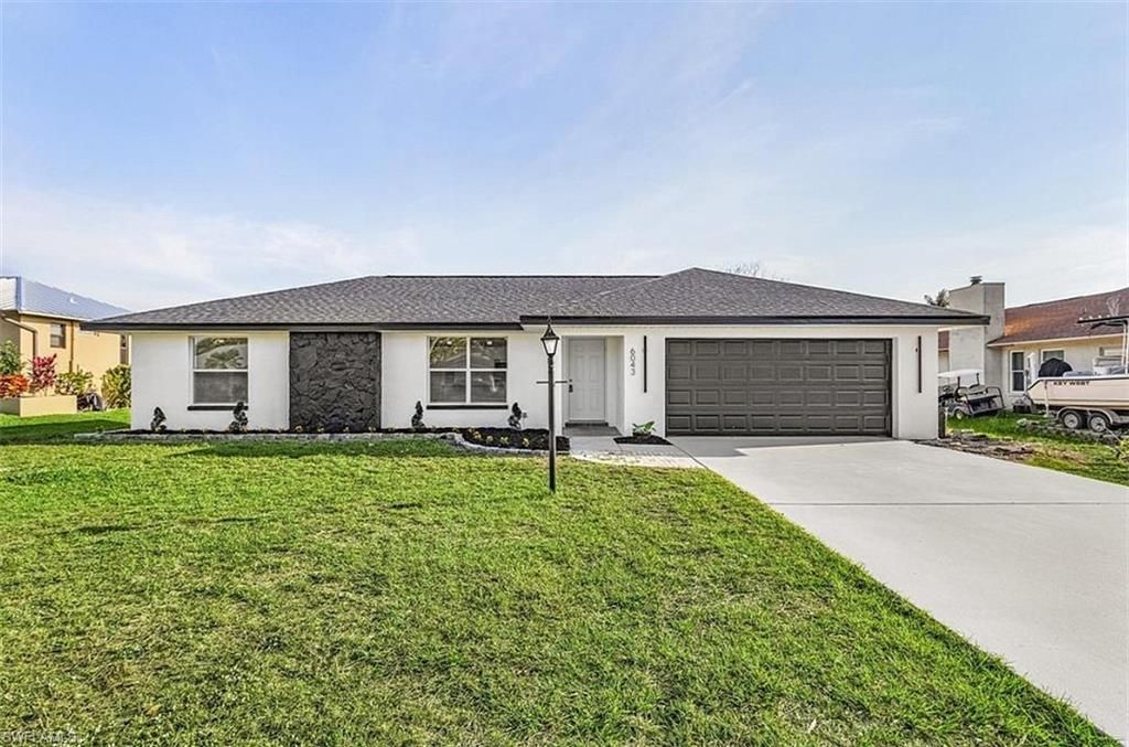 6043 Birnam Wood LN, Fort Myers, FL 33908