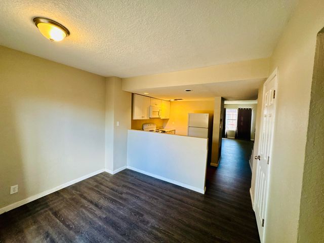 3301 Monroe Street NE UNIT H89, Albuquerque, NM 87110