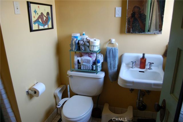4160 CHESTNUT Street, Riverside, CA 92501