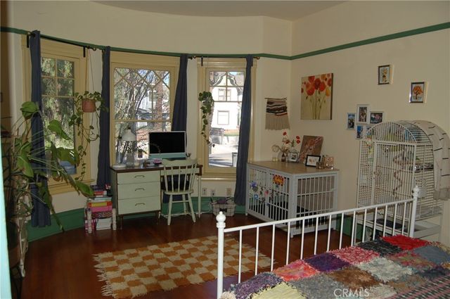 4160 CHESTNUT Street, Riverside, CA 92501