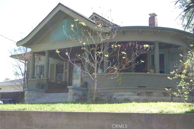 4160 CHESTNUT Street, Riverside, CA 92501