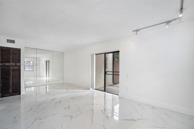 7074 SW 114th Pl B, Miami, FL 33173