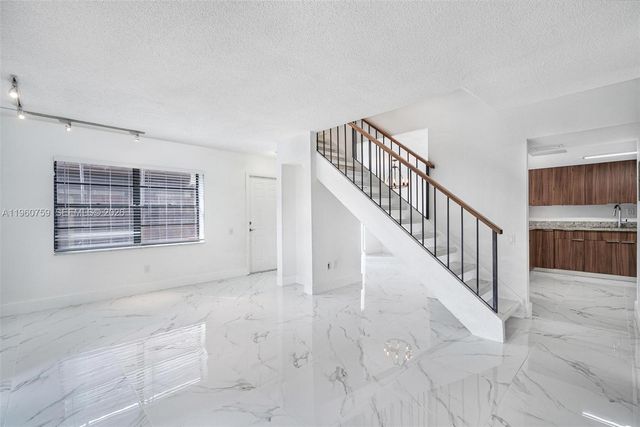 7074 SW 114th Pl B, Miami, FL 33173