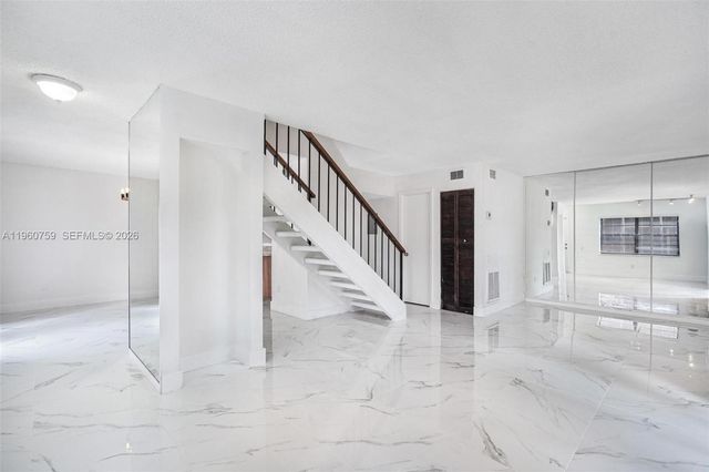 7074 SW 114th Pl B, Miami, FL 33173