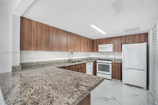 7074 SW 114th Pl B, Miami, FL 33173