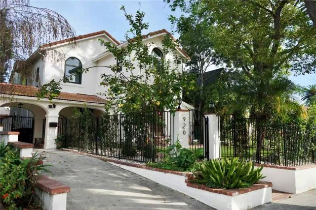 920 N Ford, Burbank, CA 91505