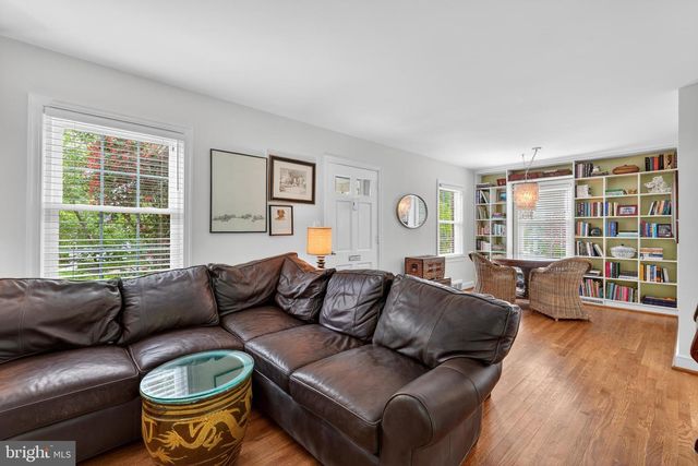 5112 26TH RD N, Arlington, VA 22207