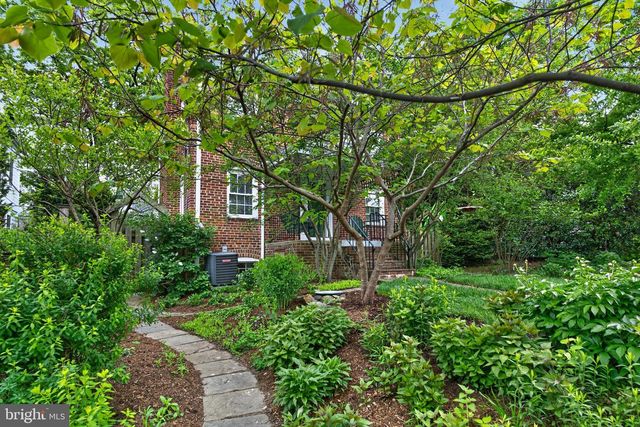 5112 26TH RD N, Arlington, VA 22207
