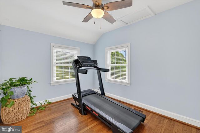 5112 26TH RD N, Arlington, VA 22207