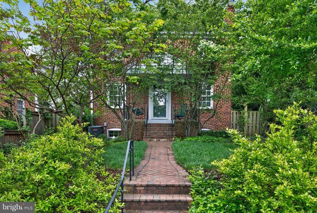 5112 26TH RD N, Arlington, VA 22207