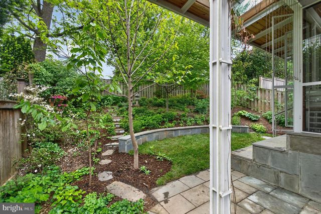 5112 26TH RD N, Arlington, VA 22207